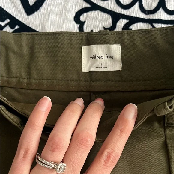 Aritzia Wilfred Olive Green Trousers - Picture 4 of 5